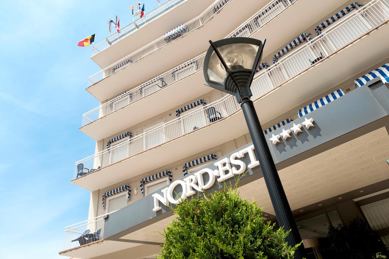 Hotel Nord Est Каттолика Экстерьер фото